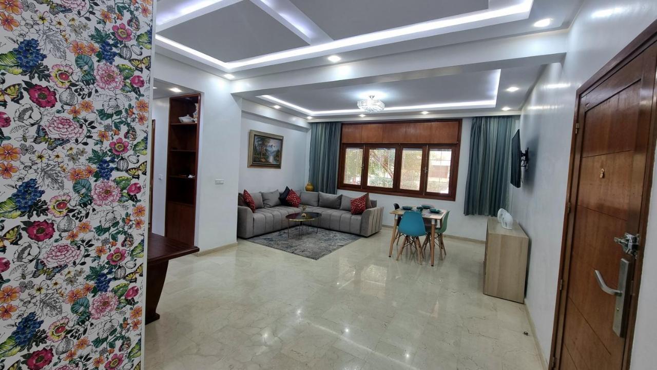 Luxury Family House With Garden View Casablanca Lägenhet Exteriör bild